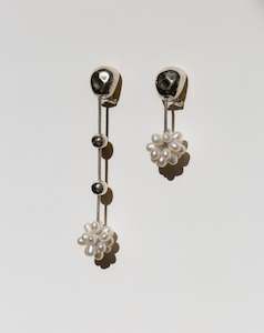 Treasure Earrings, Silver