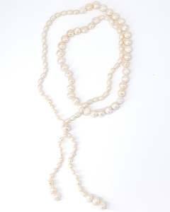 Natural Treasure Pearl Jewellery: Lune Pearl Necklace