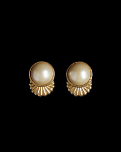 Objects 1: Vintage Pearl & Gold Earrings