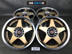 Products: CRIMSON RACING SPARCO NT 16x7j +35 / 16x8j +38 4×114.3 CB: 70 x4