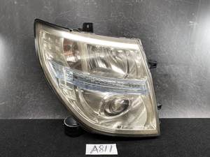 NISSAN ELGRAND E51 Genuine Headlight KOITO 100-24852 Right Side x1