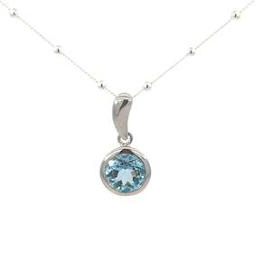 Jewellery Pendants: Round Blue Topaz Pendant in Sterling Silver