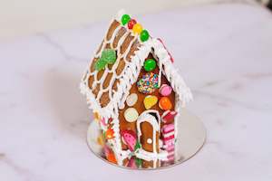 Gingerbread Houses: Gingerbread House - Small 12cm