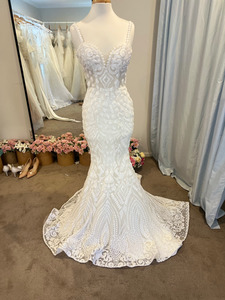 Products: JENNY BRIDAL - LILY Jenny Bridal
