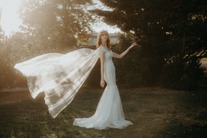 Products: JENNY BRIDAL - ATHENA Jenny Bridal