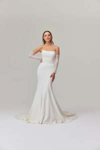 Curve Collection: Tina