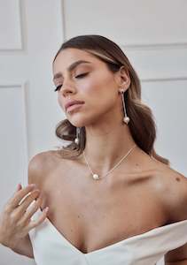 Wedding Accessories: CLARA NECKLACE SILVER