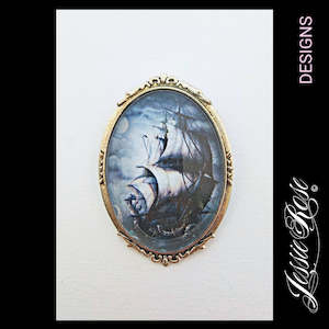 The Kraken - 'Ornate Frame' Brooch