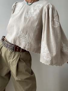 Devi Cropped Linen Blouse Skall Studio