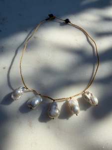 Top Selects: Drift Pearl Necklace