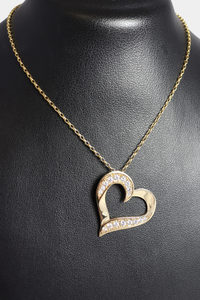 Fine Jewellery Jewellers Bench: Diamond Heart Pendant