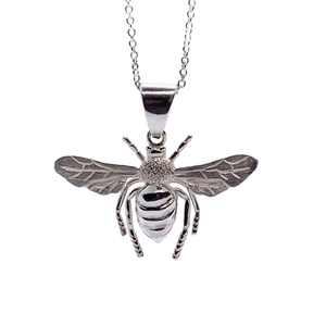 Bee Collection Jewellers Bench: Stunning Large Bee Pendant