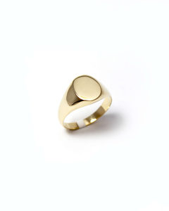 Oval Signet Ring in 9ct yellow gold