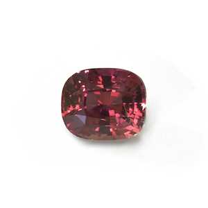 Loose Stone: Loose Gemstone - 2.24ct Tanzanian 'Claret' Sapphire