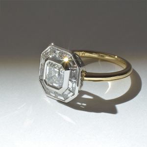 Bespoke: Asscher Diamond with Trapezoid Halo