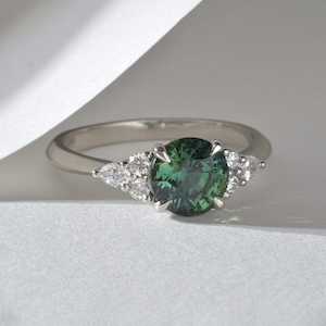 Bespoke Gallery: Green Sapphire and Diamond Ring