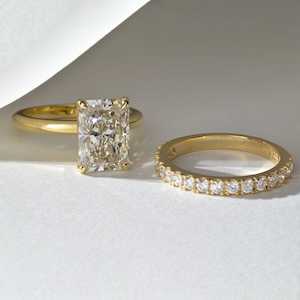Bespoke Gallery: 2.85ct Radiant-Cut Solitaire