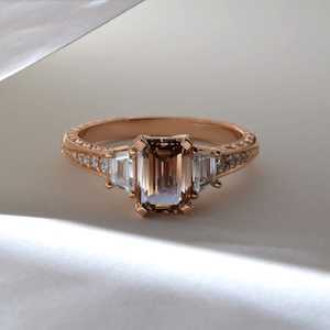 Bespoke Gallery: Cognac Diamond in Deco-Inspired Design