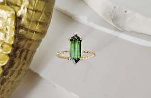 Embrace Unique Beauty: Green Tourmaline Ring