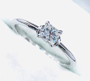 Products: Princess Solitaire 0.36 Carat TW SI2 Clarity Diamond Engagement Ring in 18K Gold