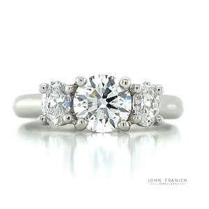 Rings Three Stone: 'Almas' Platinum 3st Diamonds Ring