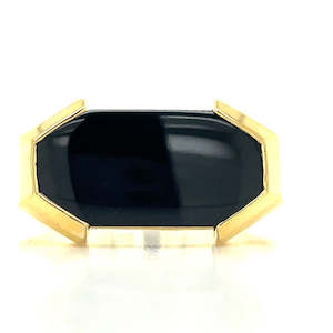 Worth Douglas: 9k Yellow Gold Black Onyx Ring