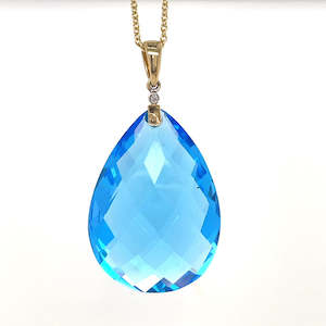 On Sale: 9k Yellow Gold 25.88ct Sky Blue Topaz Pendant