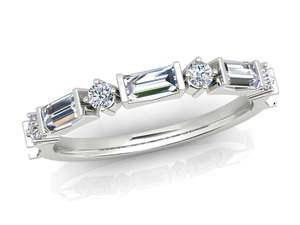 18k White Gold Baguette & Round Diamonds Ring