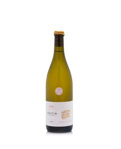 Sicily: OUTIS ETNA BIANCO DOC