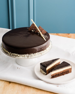Products: Duo Mousse Dessert Cake (store pickup only)