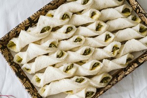 Products: Asparagus Rolls