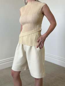 All Clothing: Mermaid Top | Shell Pleat