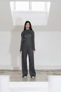 Float-On Pants | Midnight Pleat