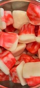 Products: Strawberry Yoghurt Pots