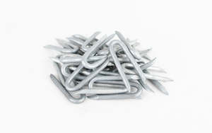 Fencing Tools: Fencing Staple 30x3.2mm Galvanised