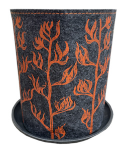 Ecofelt Collection: harakeke orange on grey nzjlfb44