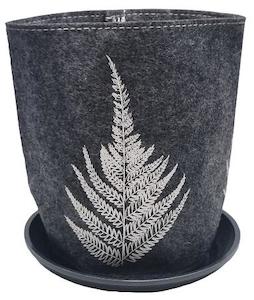 Ecofelt Collection: silver fern on mid grey nzjlfb42