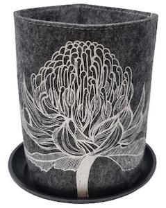 1 Gallon Ecofelt Growbag: white waratah on grey nzjlfb31