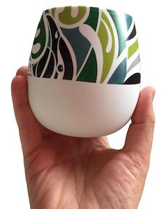 Shane Hansen: te tui kowhai vessel