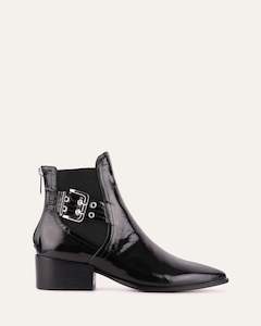 Flat Boots: RIVER FLAT ANKLE BOOTS BLACK CRINKLE PATENT