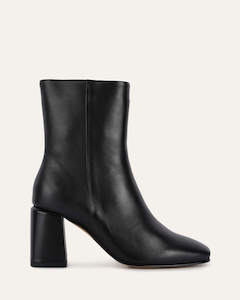 Mid Ankle Boots: DAKOTA MID ANKLE BOOTS BLACK LEATHER