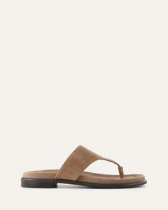 Sale Sandals: TOBY FLAT SANDALS LATTE SUEDE