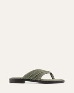 Outlet 1: REGGIE FLAT SANDALS SAGE SUEDE