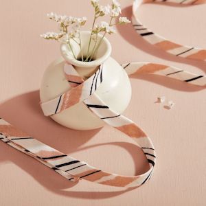 Bias Binding: BIAS - Flow Off-White – NZ$1.20 per 1/2Mtr