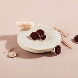 Finishing Touches: Dotty Buttons - Rust / Crispy Brownie – NZ$4.50 each