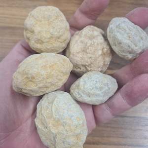 Crystals: Uncracked Geode