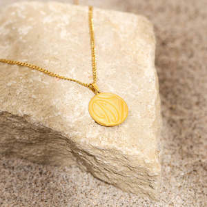 Jewellery 1: Necklace - Rerehua - Mangōpare