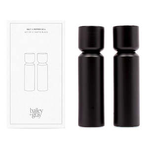 Homewares: Salt and Pepper Mill Set - Black