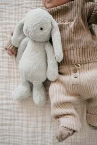 New Mama: Snuggle Bunnies - Grey - Jamie Kay