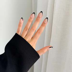 Gifts Under 30 00: Nail Kit - Black Tip (gel) - Pressing Nails